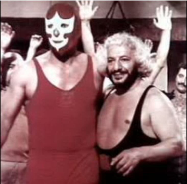 Caballero Rojo y Martín Karadagian, en pleno auge de Titanes en el ring