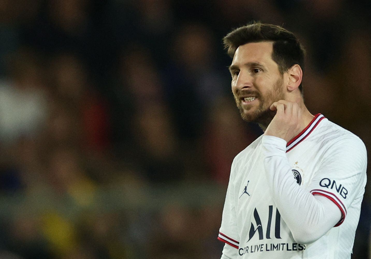 Messi ya tiene solucitudes para intercambiar su casaca (Reuters)