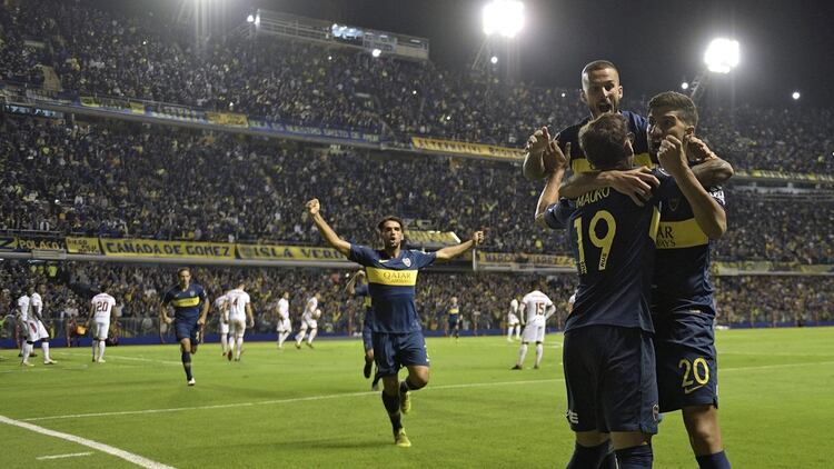 En su segunda presentación por la Copa Libertadores, Boca superó 3-0 a Deportes Tolima, de Colombia (AFP)