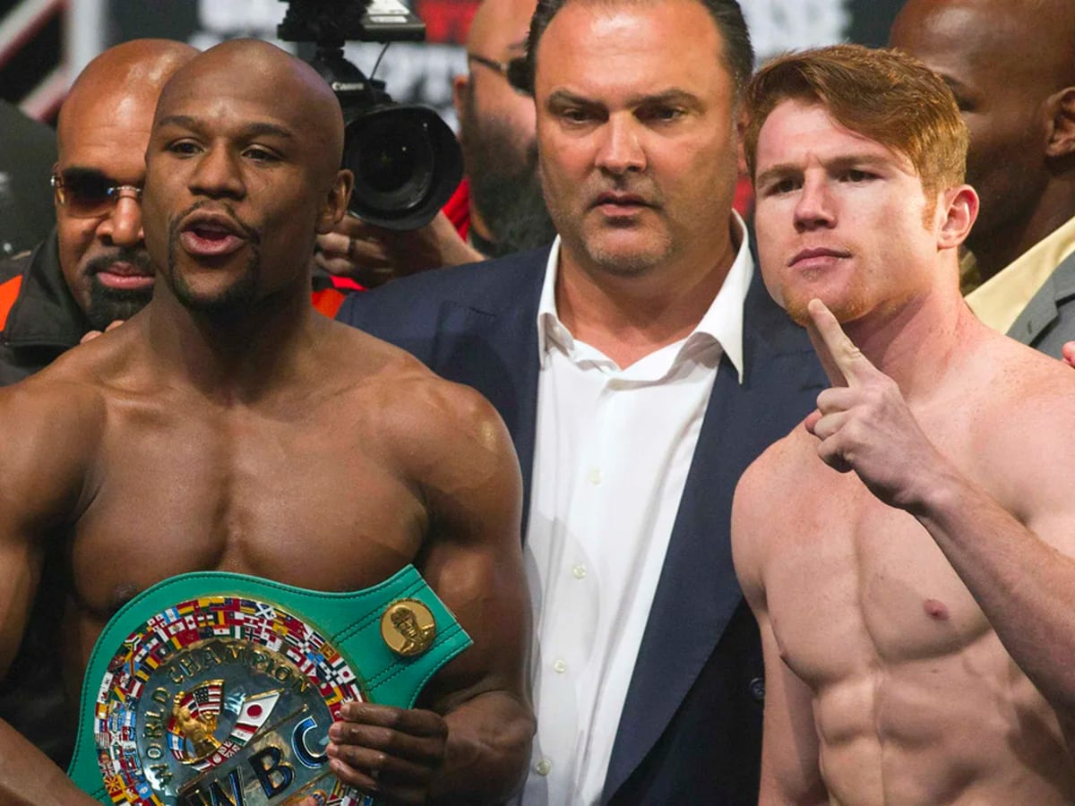 He Asked for the Pic With You's Right?: Floyd Mayweather Gets Trolled as  Forgotten Photo of Him With Canelo Alvarez's Arch-Rivals Goes Viral -  EssentiallySports