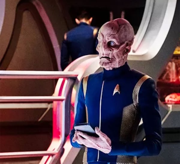 Doug Jones como Saru en Star Trek: Discovery
