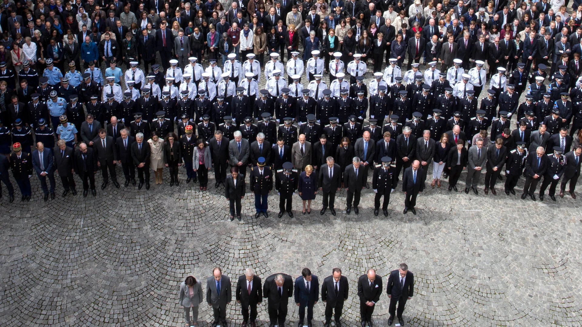 Este miércoles, Francia rindió homenaje a la pareja asesinada por un terrorista (AFP)