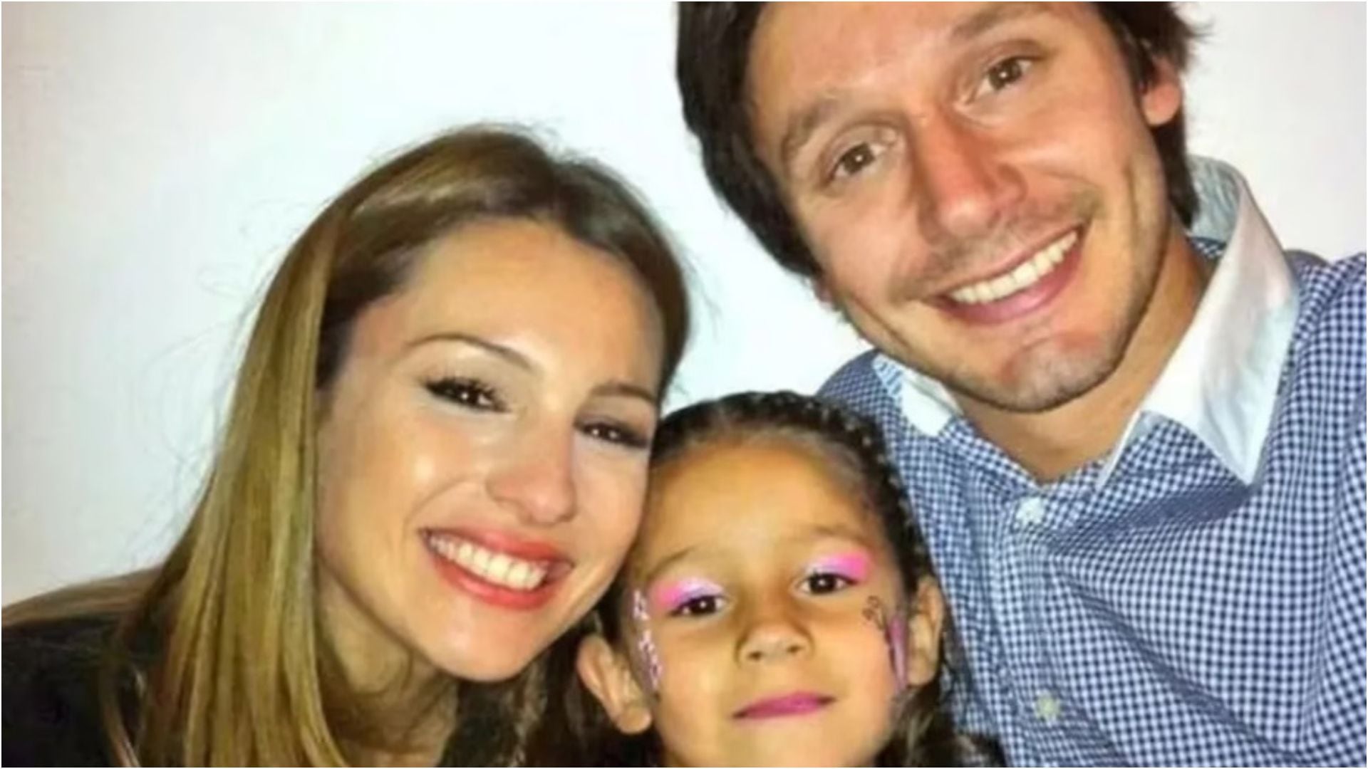 Pampita y Benjamín Vicuña junto a su primera hija, Blanca. También fueron padres de Bautista, Beltrán y Benicio