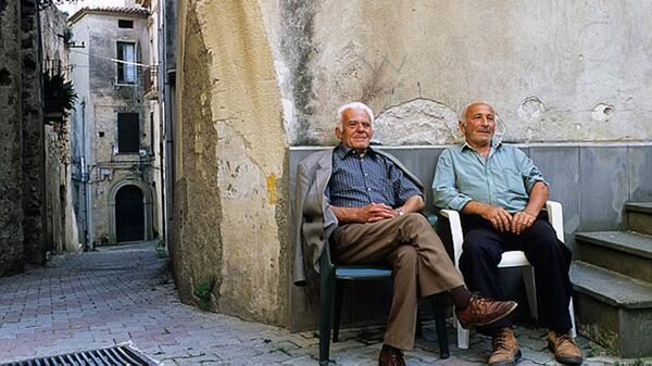 Dos abuelos en la zona azul de Italia