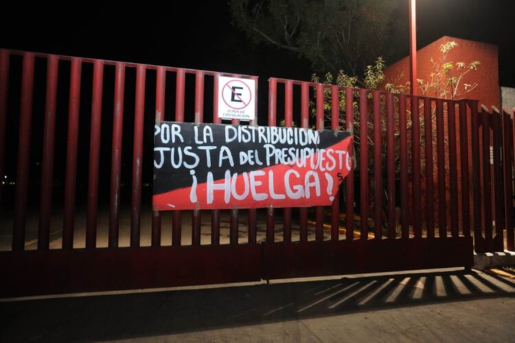 El secretario general del sindicato, Jorge Dorantes, confirmó la huelga (FOTO: LUIS CARBAYO /CUARTOSCURO.COM)