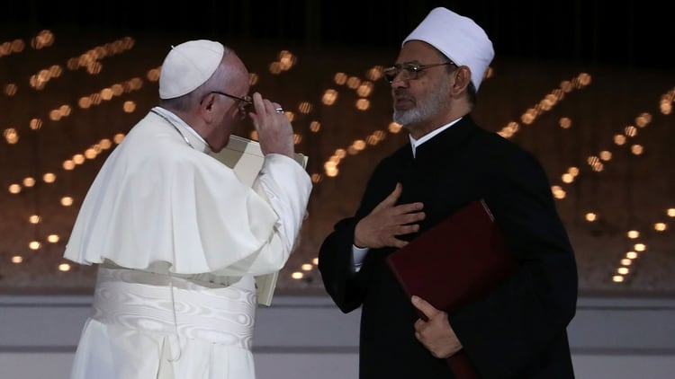 Papa-Francisco-iman-Emiratos-Arabes-Unidos-3.jpg