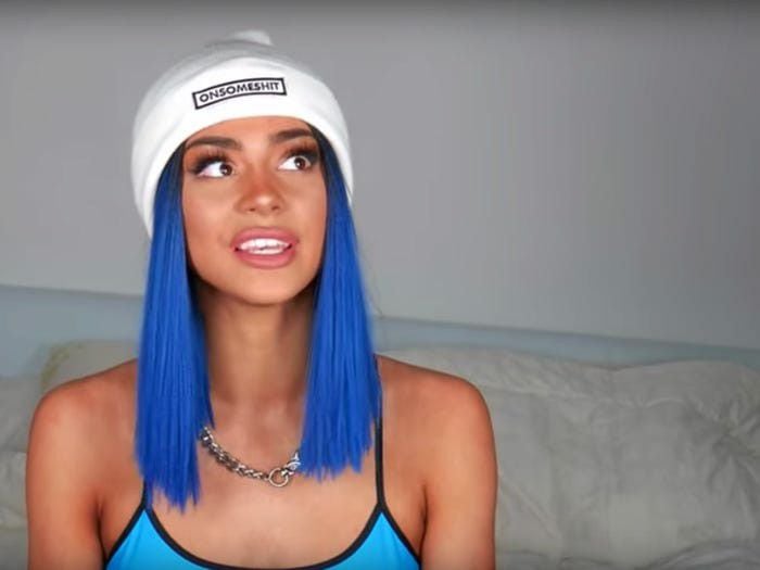 Kristen Hancher posee una increíble base de admiradores que ha visto a la joven de 20 años a través de años en videos de lip sync y docenas de cambios de color de cabello. Ahora, Hancher es miembro del equipo de Jake Paul y vive en la infame mansión de Los Ángeles llena de estrellas de las redes sociales (Youtube)