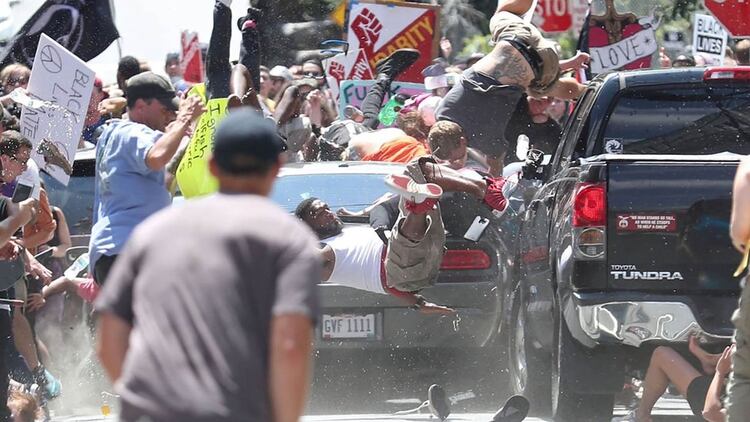 James Alex Fields Jr. arrolló a personas que se manifestaban contra una marcha de supremacistas blancos ese mismo día en otro punto de la ciudad de Charlottesville