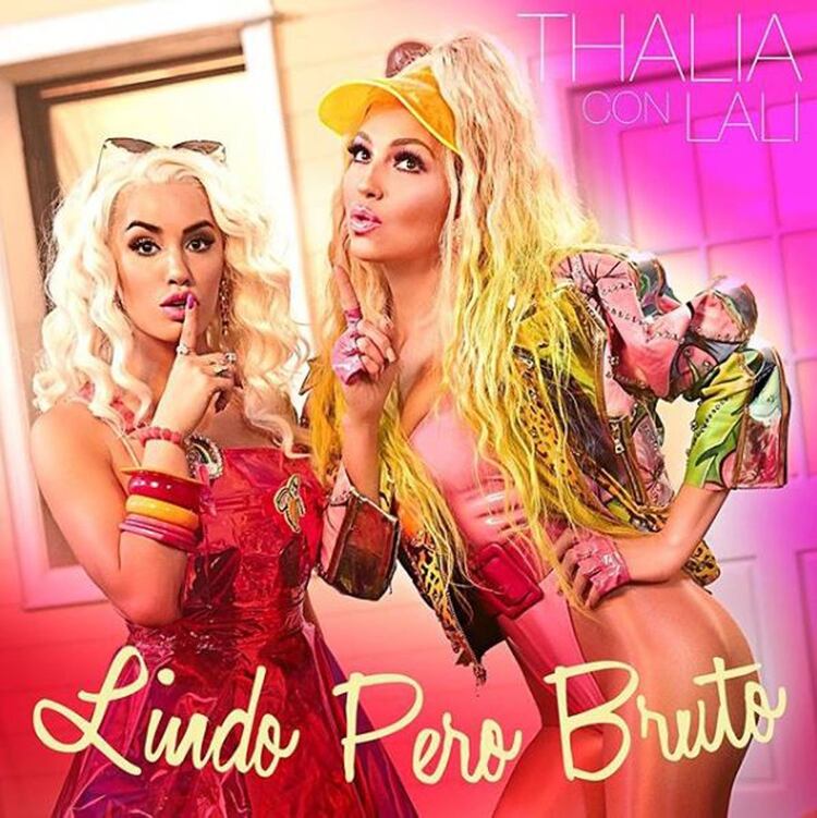 Los particulares looks de Lali y Thalía