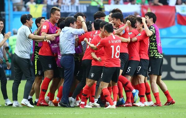 (Reuters) Los surcoreanos obtuviron su único triunfo ante Alemania por 2-0
