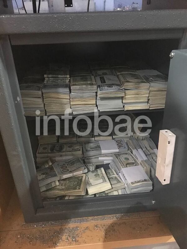 Los dólares que encontraron en la caja de seguridad de Leandro Rodríguez