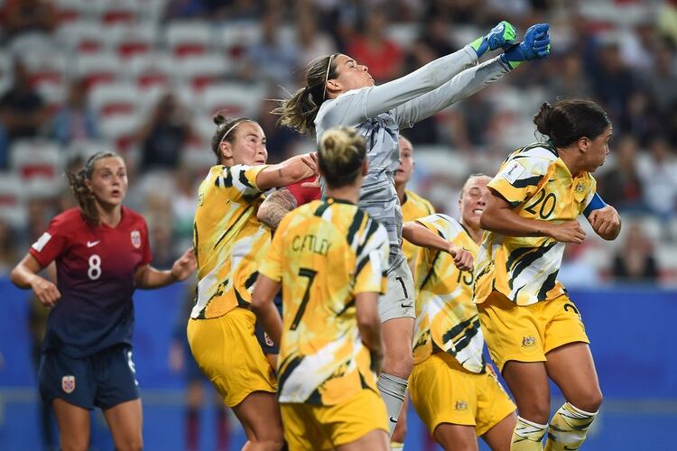 La selección australiana femenina llegó hasta los octavos de final en el último Mundial de mayores (Shutterstock)
