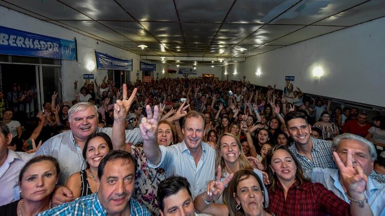 Gustavo Bordet busca lograr la mayor ventaja posible sobre el candidato de Cambiemos