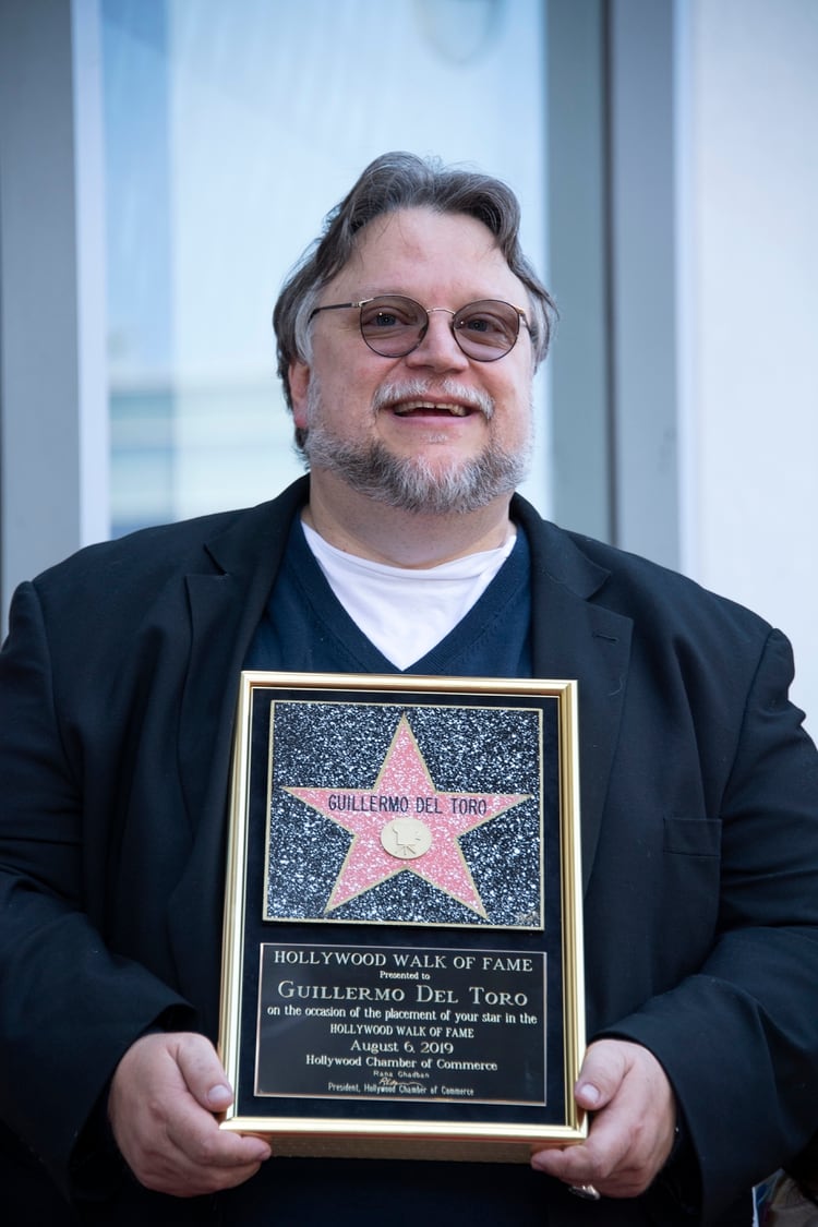 El director se llevó un reconocimiento en alusión a su estrella (Foto: VALERIE MACON / AFP)