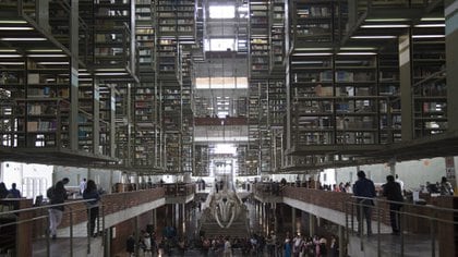 La biblioteca más grande del país lleva su nombre, José Vasconcelos, y se ubica en la Ciudad de México (Foto: Cuartoscuro)