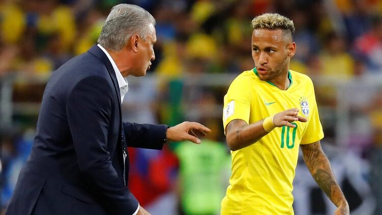 Tite no confirmó que vaya a citar a Neymar (Reuters)