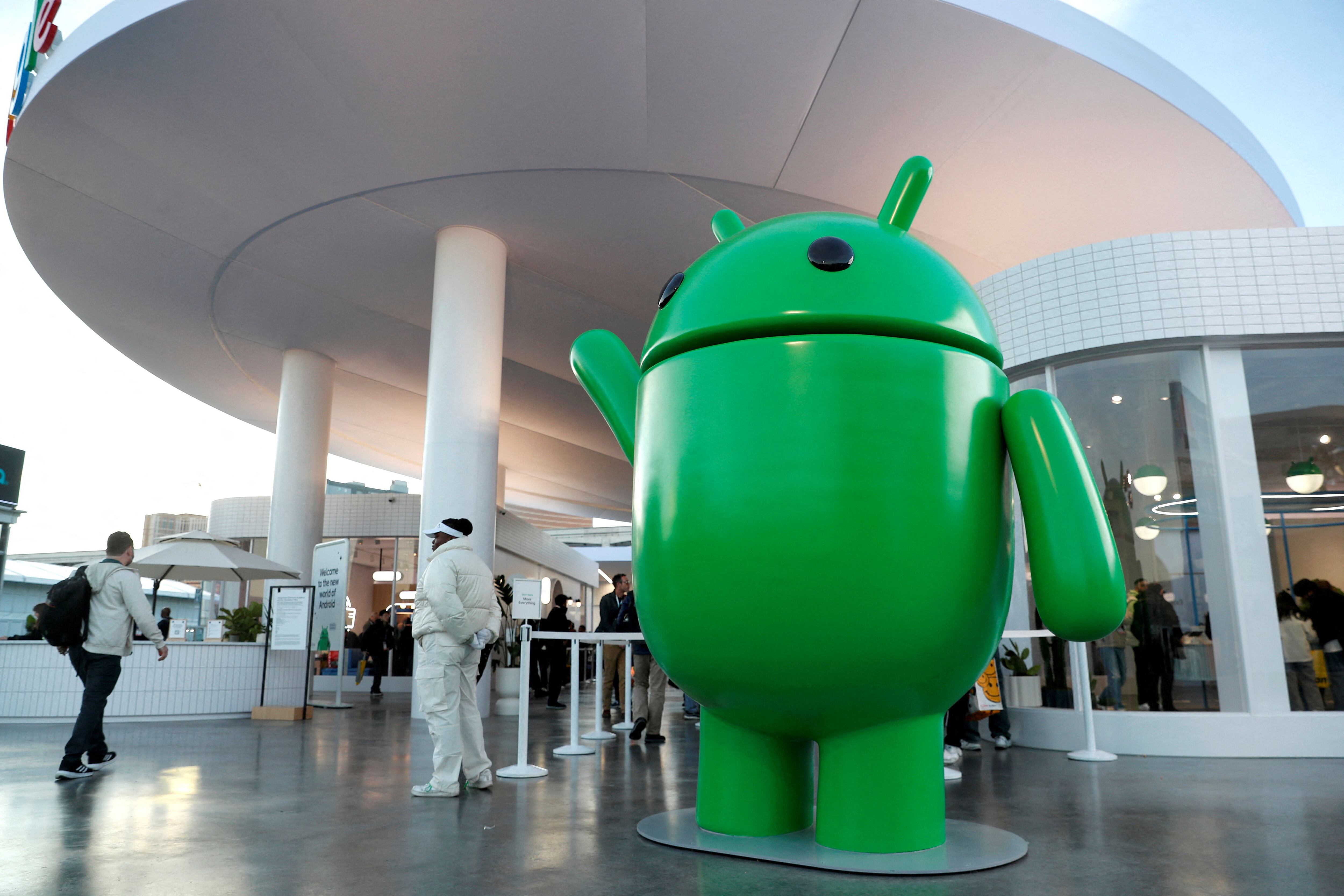 Google realiza una gran reorganización de sus divisiones de Android, Chrome y Pixel. (REUTERS/Steve Marcus)