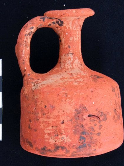 Alcune tombe del periodo Naqada contengono vasi cilindrici a forma di pera (Reuters) 