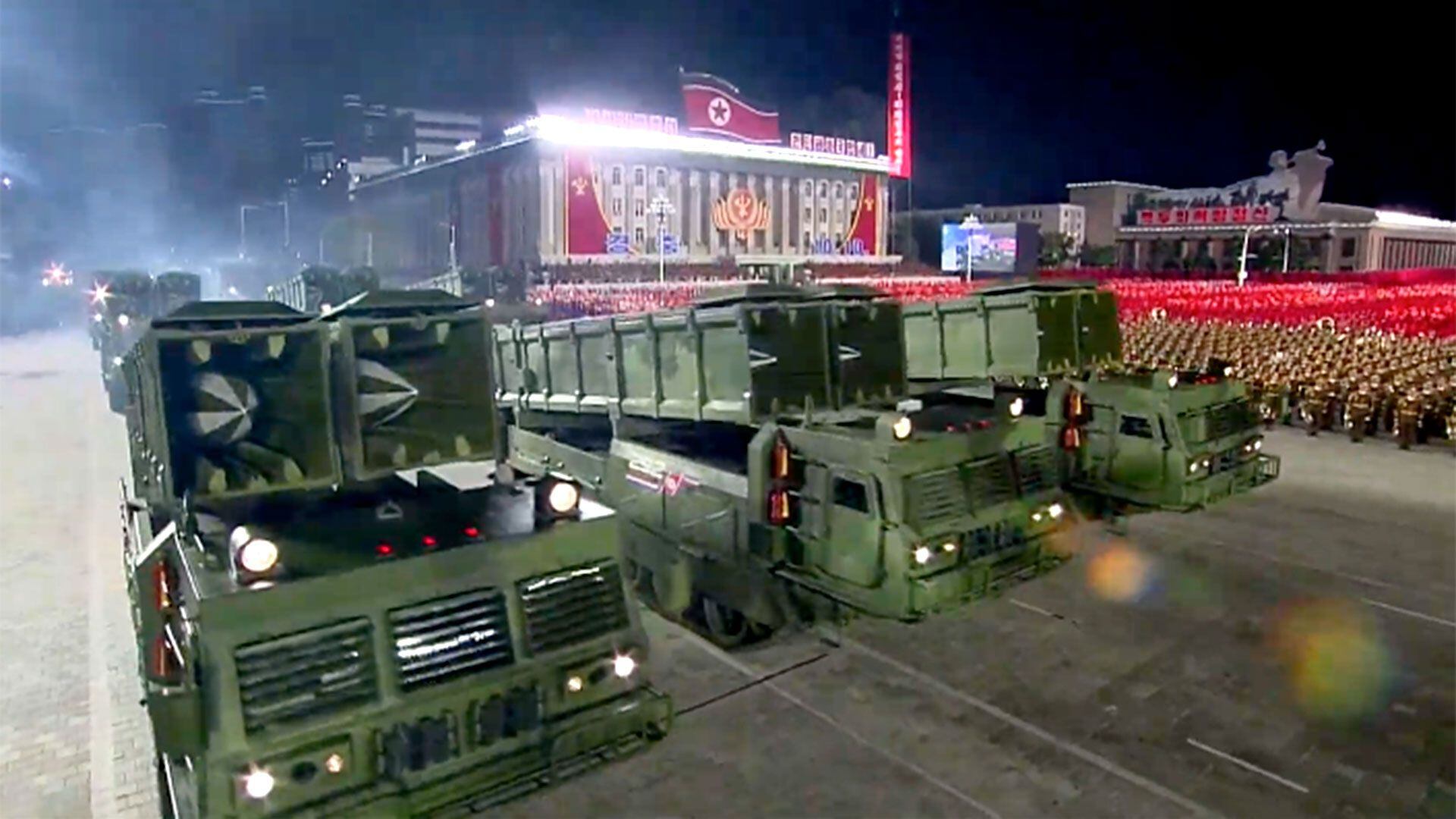 kim-jong-un-desfile-corea-del-norte-misiles