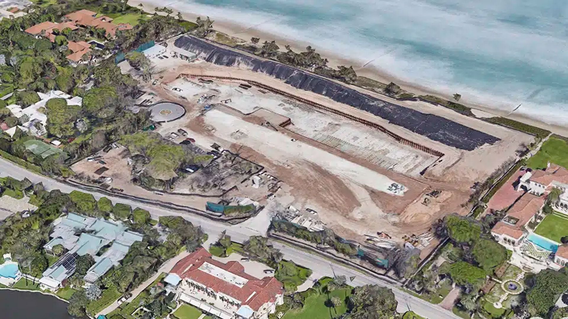 El complejo de Griffin incluirá una gran piscina, una residencia principal y una casa de huéspedes (STOEV DESIGN GROUP)