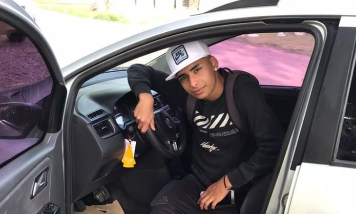 Lucas González fue asesinado de un tiro en la cabeza a los 17 años: los policías intentaron simular que se trató de un enfrentamiento y plantaron un arma en la escena del crimen