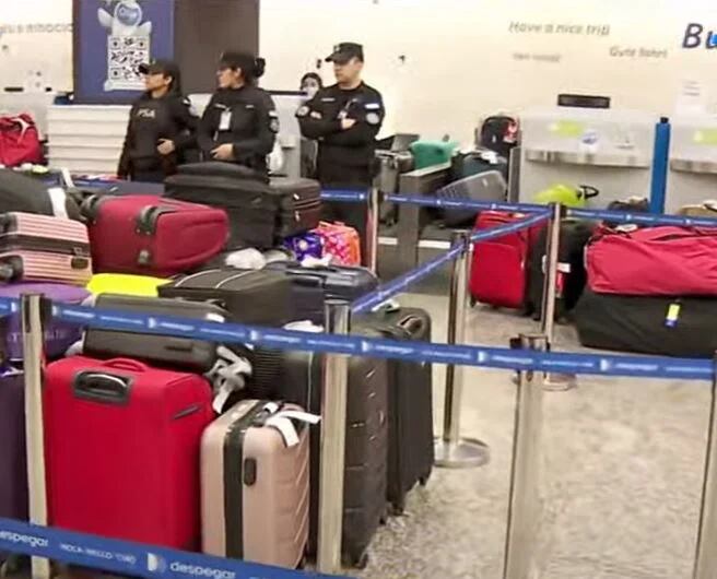 Un paro de maleteros provoca demoras en Aeroparque, Ezeiza y Córdoba