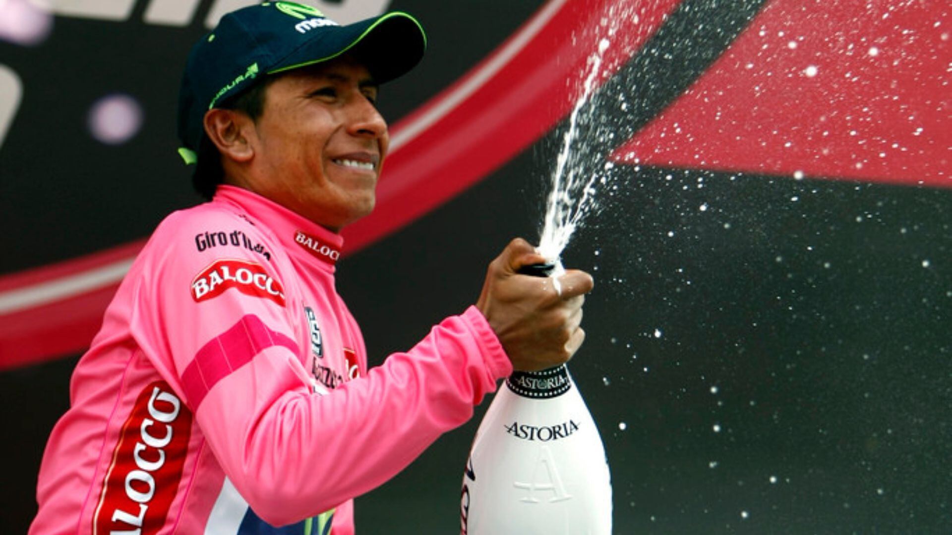 El corredor colombiano se coronó campeón del Giro de Italia. Colprensa