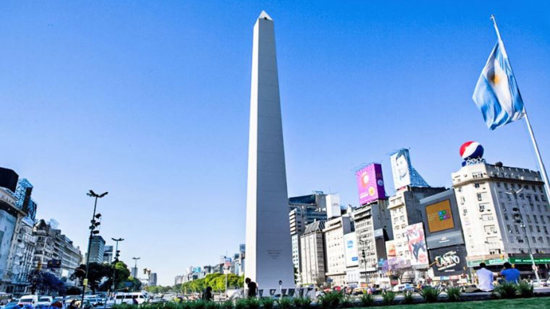 Argentina - Buenos Aires - turismo -  dólar blue - historias - Perú - 18 enero