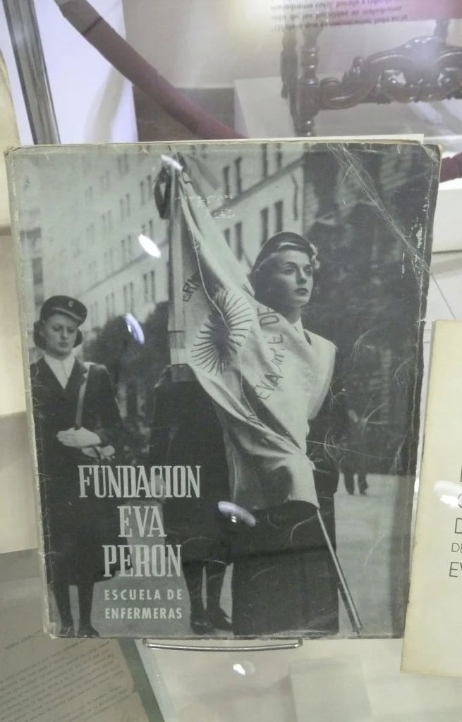 Publicaciones de la Fundación Eva Perón (R.Peiró)