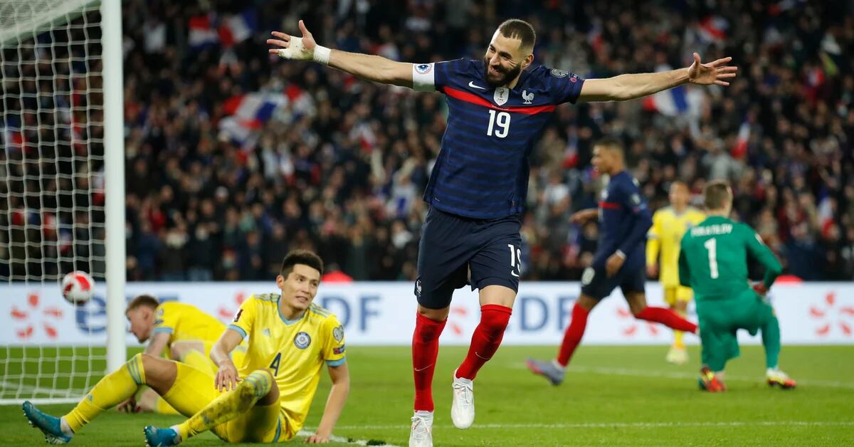 La France à la Coupe du monde : a gagné 8-0 avec quatre buts de Mbappe et est la sixième équipe à se qualifier pour Qatar 2022