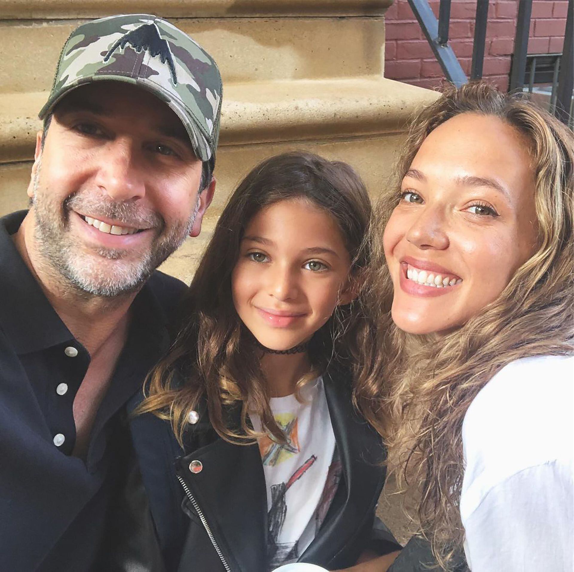 David Schwimmer con Zoë Buckman y su hija, Cleo (Instagram)