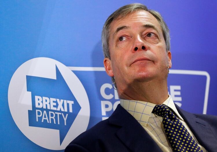 Nigel Farage, del Partido del Brexit, en Buckley, el 2 de diciembre (REUTERS/Phil Noble)