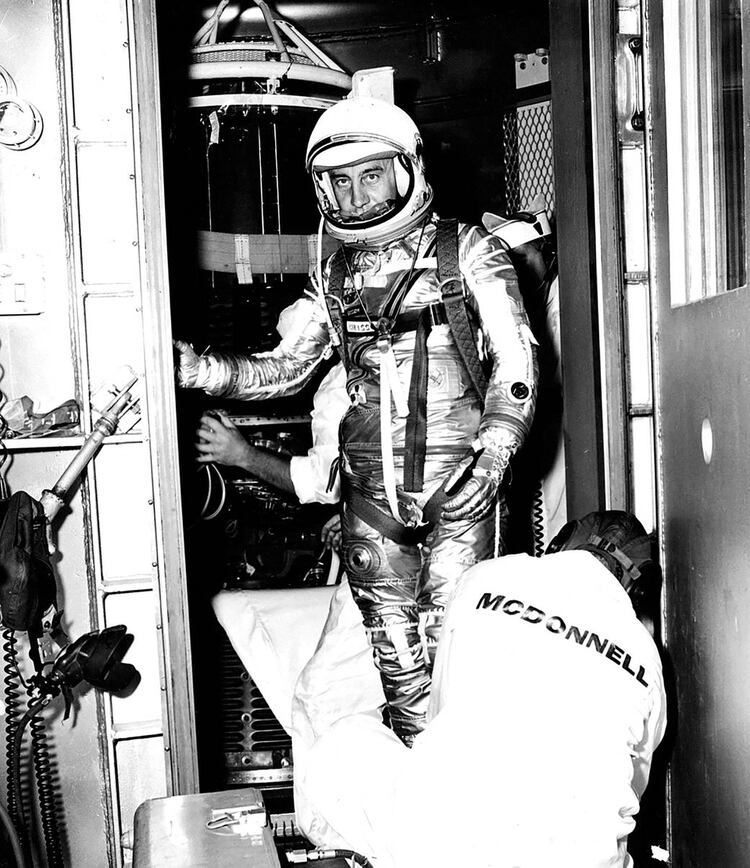 El doctor Randy Lovelace era el encargado de diseñar y ejecutar las pruebas de capacidad física y psicológica que debían atravesar quienes deseaban ser astronautas. Los tests eran implacables, complejos y nada usuales para su tiempo. (NASA)