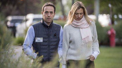 El empresario se mudó a Uruguay (Bloomberg) con su esposa Karina y sus hijos el año pasado.