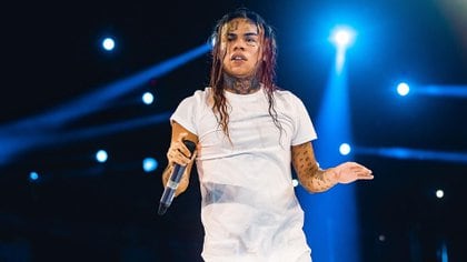 Tekashi admite que pesa más de 90 kilogramos (Crédito: Grosby Group)