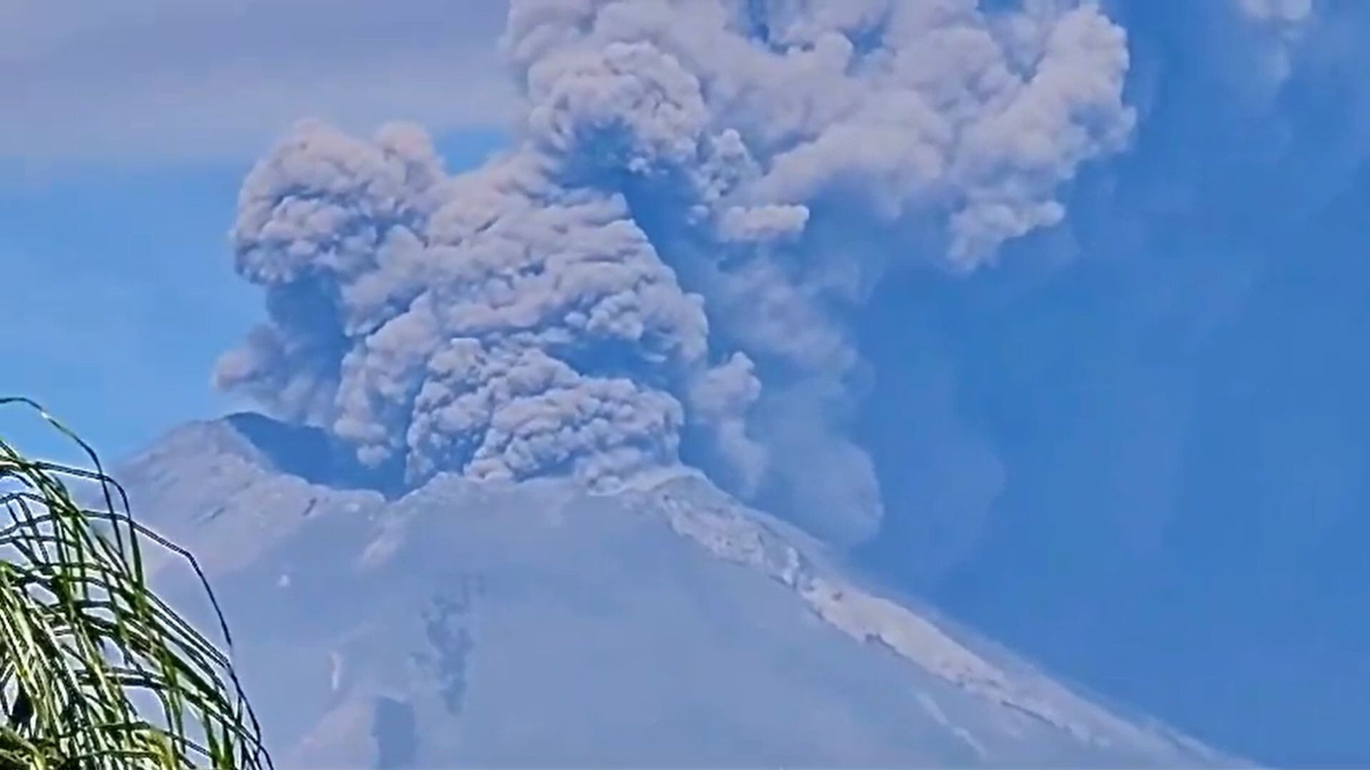 Explosión Popocatépetl 27 febrero