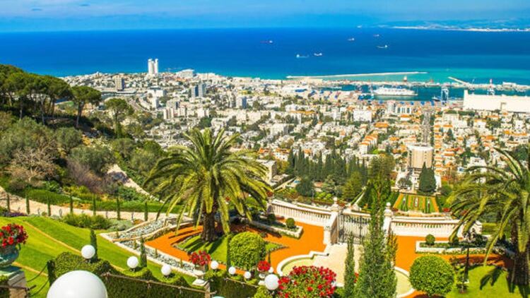Desde los jardines de Bahai, Haifa se observa como una ciudad con una gran impronta innovadora y tecnológica