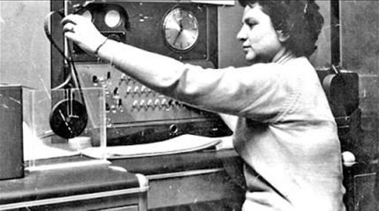 Cecilia Berdichevsky, que nació en Buenos Aires el 31 de marzo de 1925 y murió el 27 de febrero de 2010, fue la primera programadora de la computadora Clementina