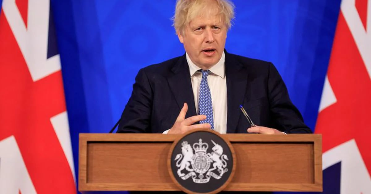 Boris Johnson will escape the audit resolution and continue to lead the government