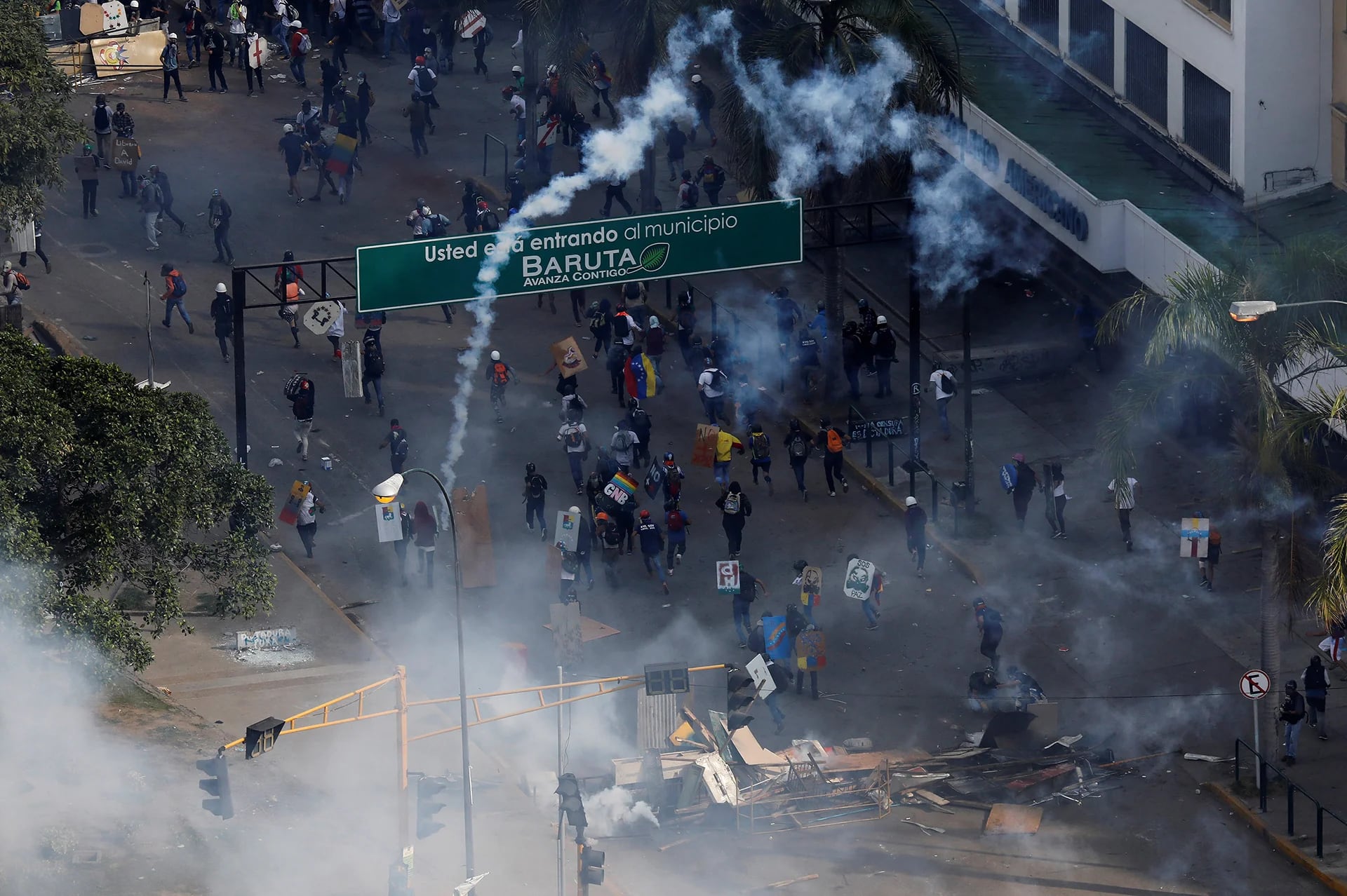 Los venezolanos protestan a diario contra el régimen militar de Maduro (Reuters)