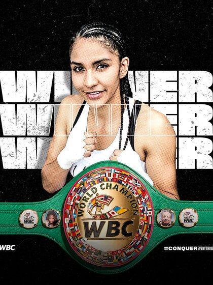     Luna se volvió y puso sus guantes, vendas y cintas a disposición de cualquier autoridad competente para su revisión.  (Foto: Consejo Mundial de Boxeo Instagram @wbcboxeo)