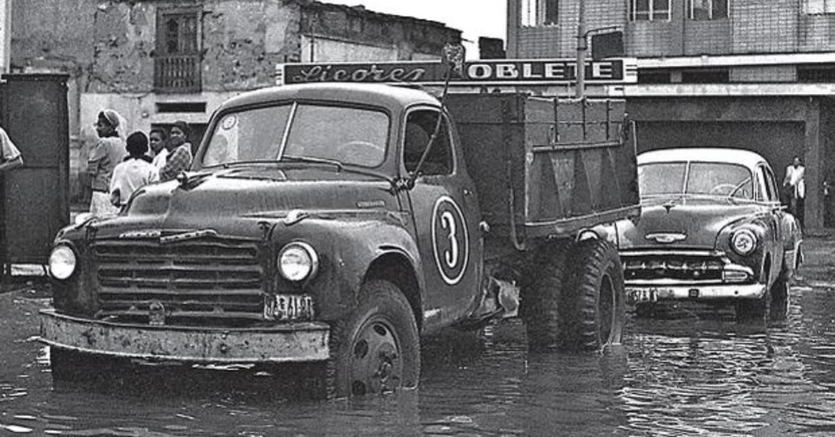 Three million liters of water, submerged cars and avenues turned into a lagoon: the last big rain that hit Lima