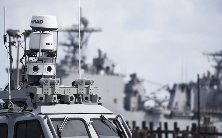 Los sensores de la nave Sea Mob, que puede viajar sin tripulaciÃ³n (U.S. Navy)