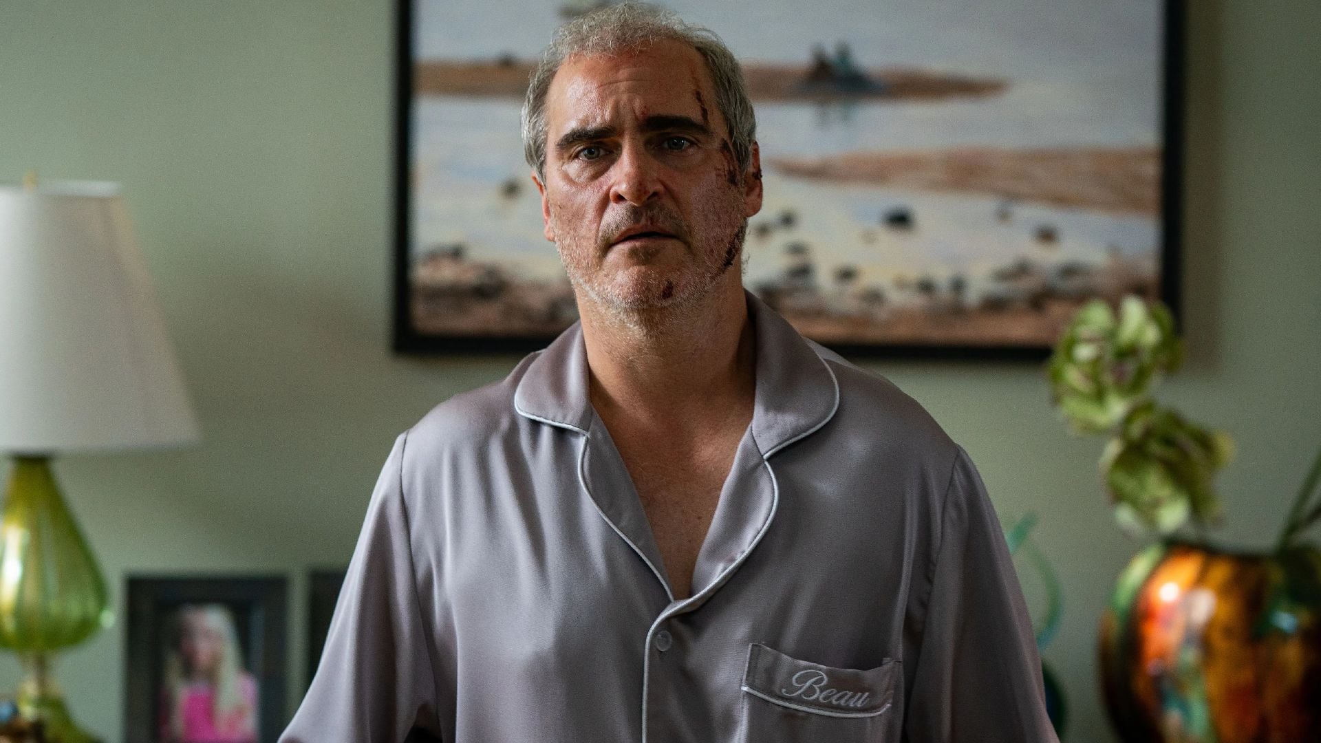 Beau tiene miedo es la nueva producción de A24 dirigida por Ari Aster y protagonizada por Joaquin Phoenix.
