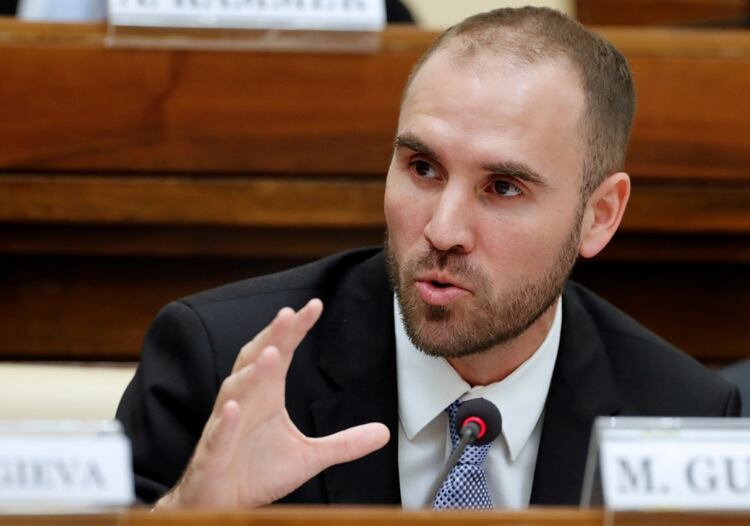 Martín Guzmán, en el ojo de la tormenta por su táctica para negociar la deuda