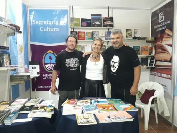 Liliana Bodoc en la Feria del Libro de La Habana