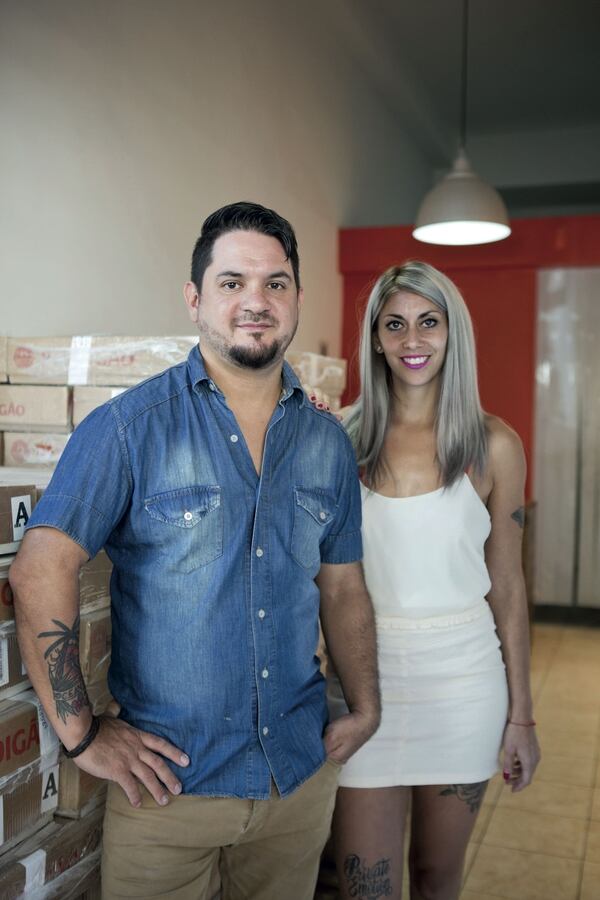 Javier Sánchez y Julieta Guilligan se conocieron hace años trabajando en un restaurante de Miami, Estados Unidos y hoy tienen su propio empredimiento