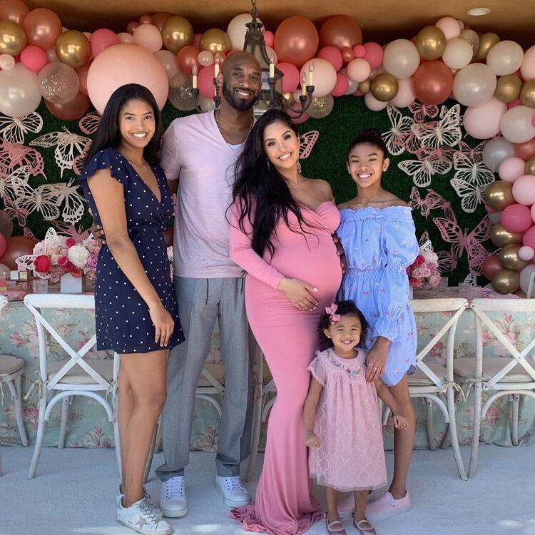 Kobe Bryant y su familia (IG: @kobebryant)