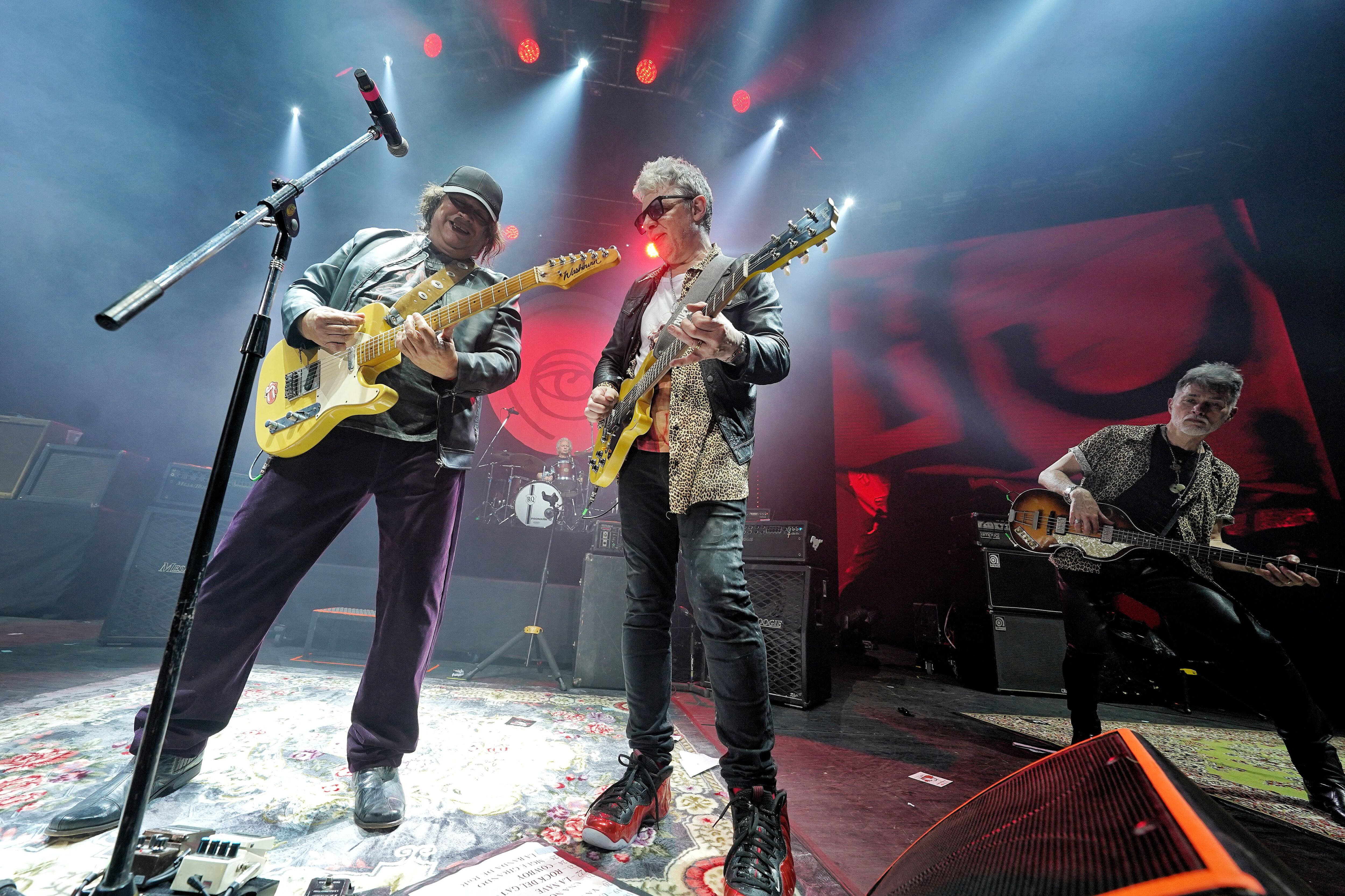 Sarcófago Cano y Juanse Gutiérrez, guitarras paranoicas
