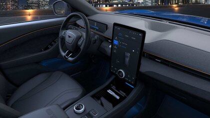 La impresionante pantalla del Mustang Mach E sumará las aplicaciones de Google (Ford)